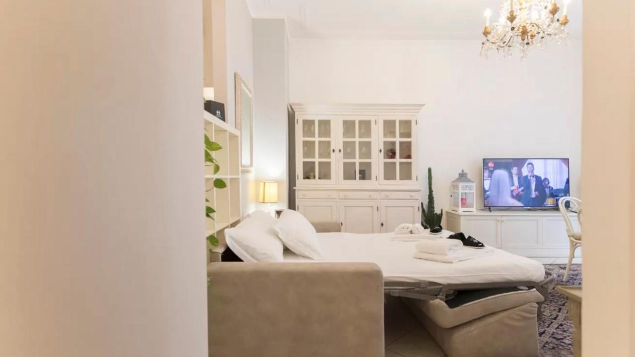 Italianway - Galleria Unione Apartment Milan Luaran gambar