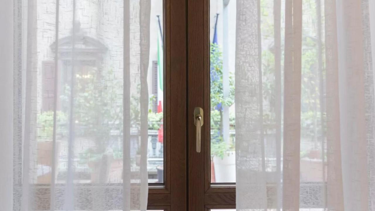 Italianway - Galleria Unione Apartment Milan Luaran gambar