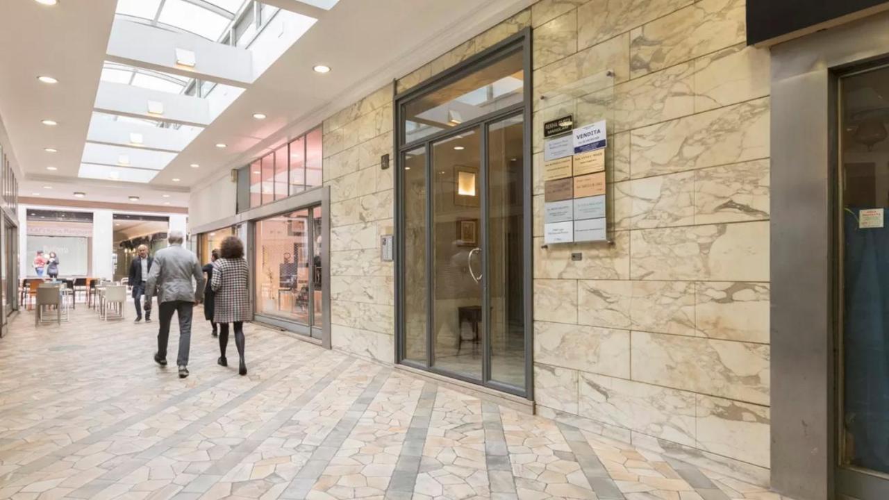 Italianway - Galleria Unione Apartment Milan Luaran gambar