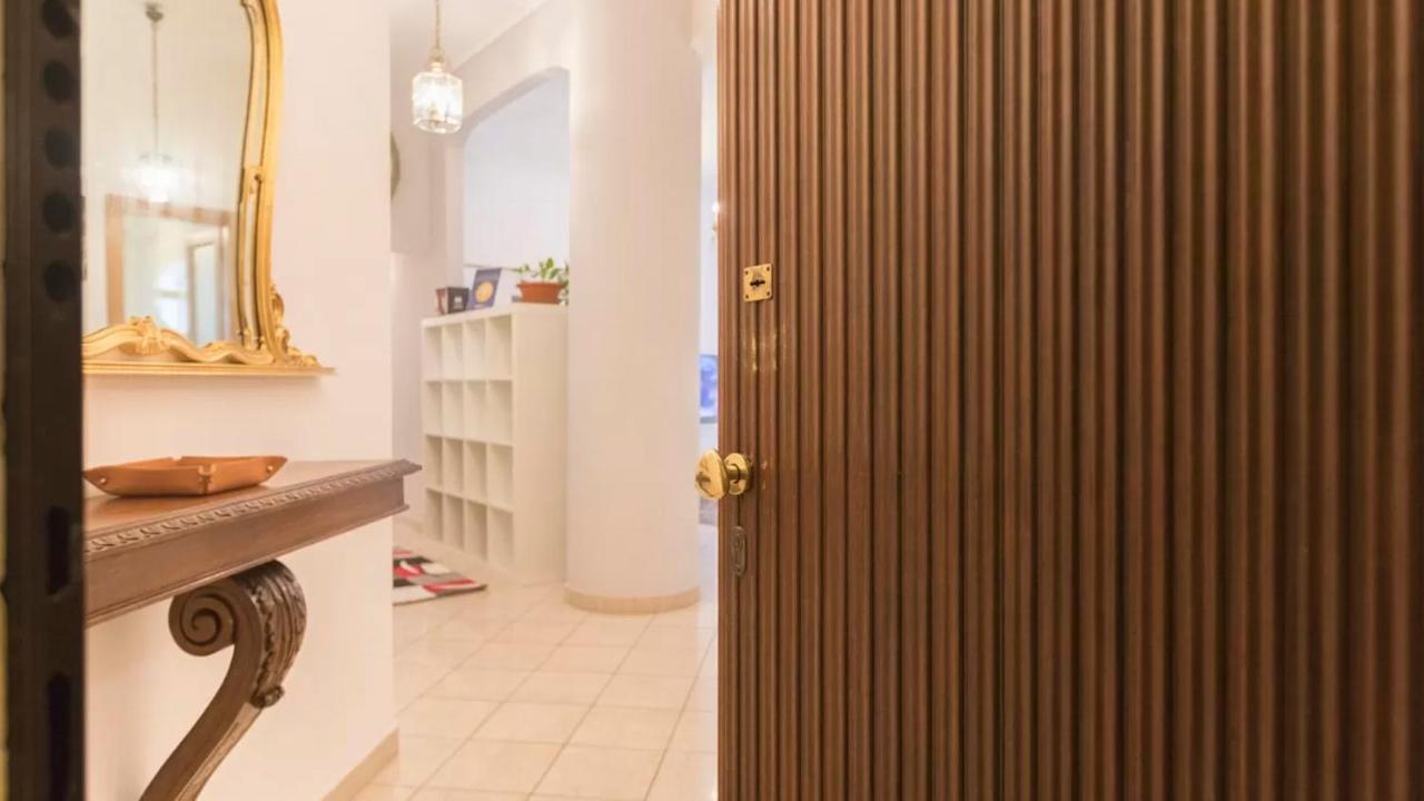 Italianway - Galleria Unione Apartment Milan Luaran gambar